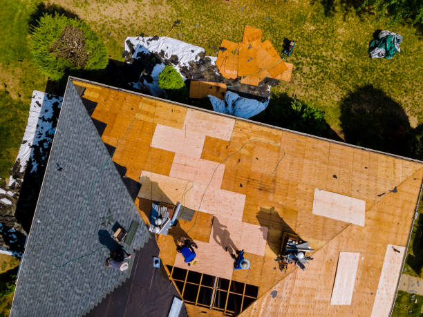 Best Roof Gutter Cleaning  in Woodmont, CT